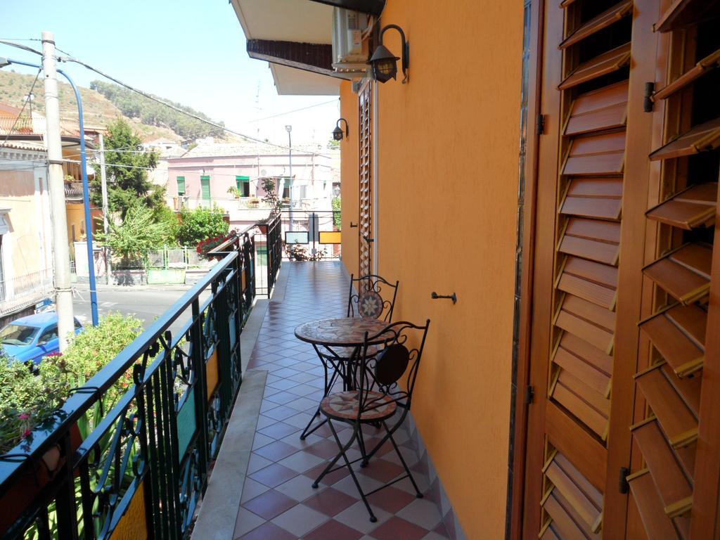 Il B&B Maison Graziella Viagrande Buitenkant foto