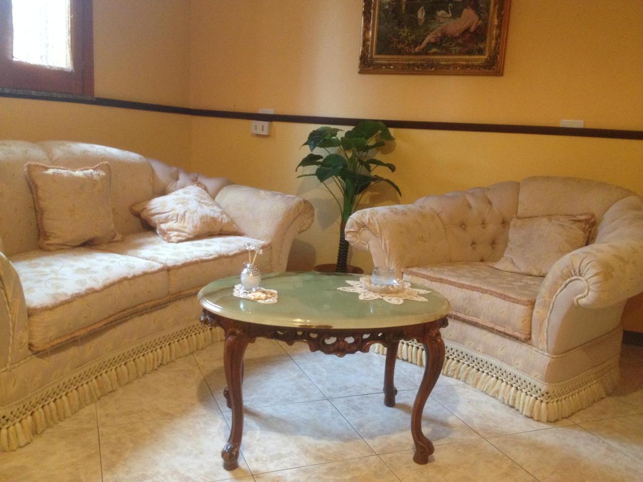 Il B&B Maison Graziella Viagrande Buitenkant foto